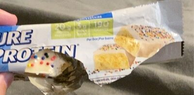 Birthday cake protien bar