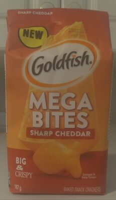 Mega Sharp Cheddar Baked Snack Crackers